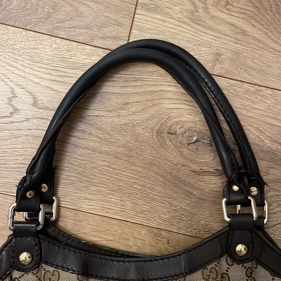 Authentic Gucci Large Sukey Bag - Picture 4 of 12